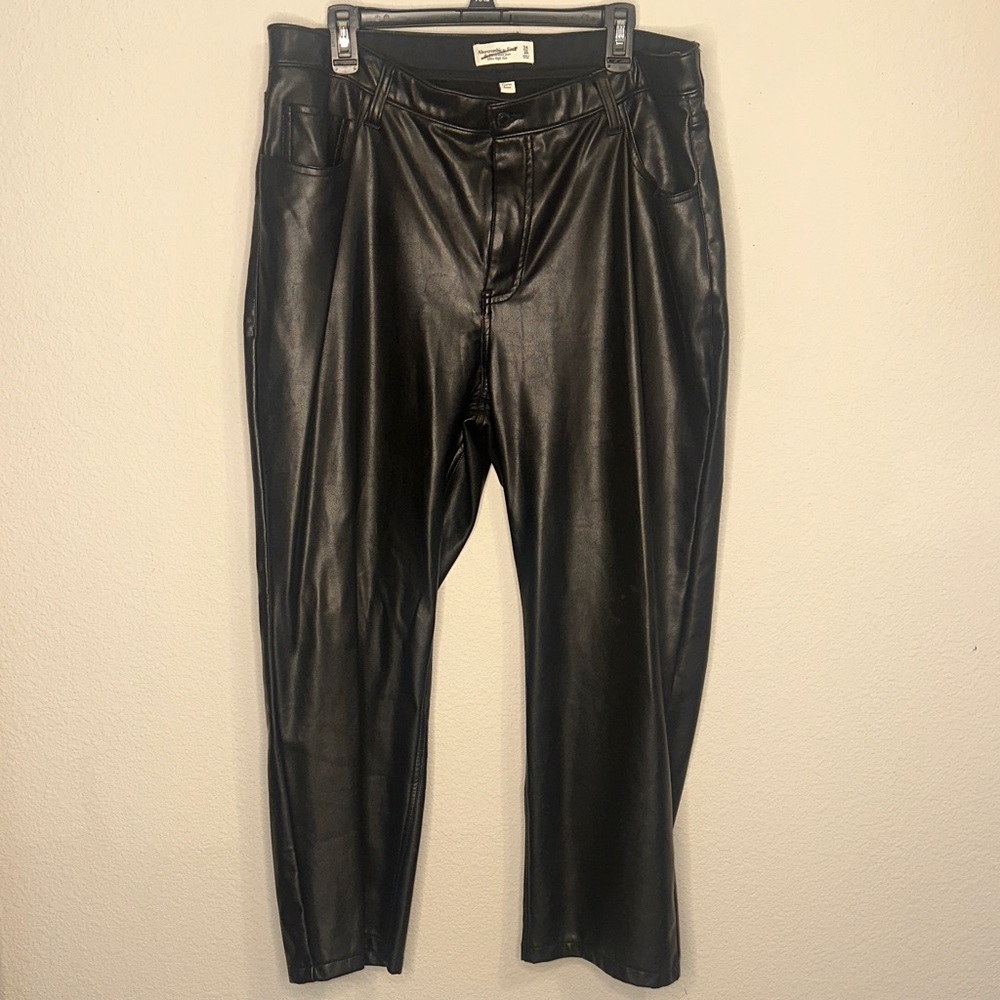 Abercrombie & Fitch Black Straight Leg Pants